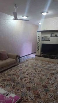 حي الاطارات • ١٠٠م • طابق ونص