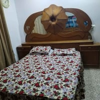 يوجد غرفه نوم وجربايه للبيع السعر ٢٥٠ حله حي المهندسين 07827725334 وات...