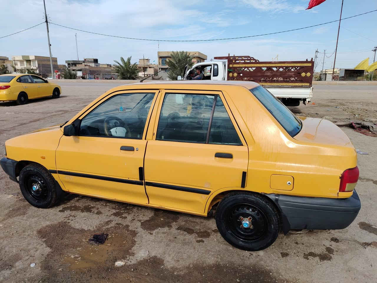 السلام عليكم
سايبا 2015
رقم قادسية بأسمي مصفره هيئه وغرامات

كير جديد
مكينه لاتبخير ولاتنقيص نضيفه 
كهربائيات كلها شغاله
تبريد ثلج
حداديه جديده
تخم تاير 
غرفه جديده
السياره نضيفه مامتعوبه  ولا مشتغله تكسي

السعر 36 وبيها مجال. 

للتواصل ***********
