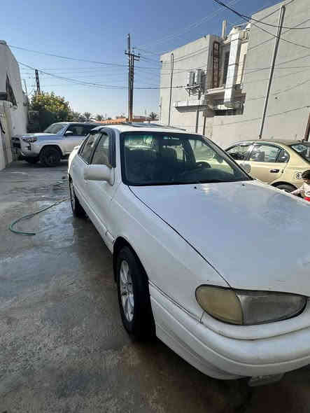 93 موديل دمعة  كير عادي محرك خير من الله سيارة نشطه  سعر 25 ورقة مال مستعجل ابيع رقم موبايل ***********
