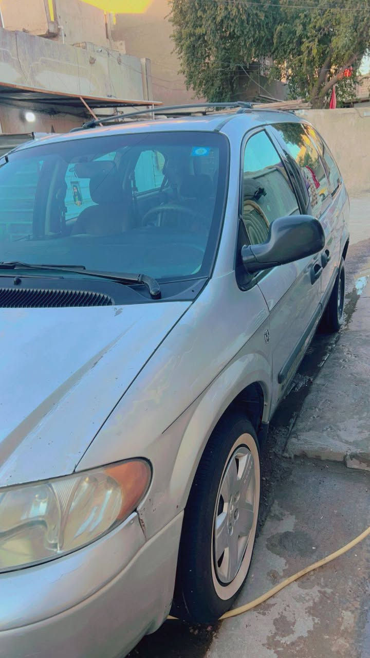 السلام عليكم رخصه ادمن دوج كرفان 2007 سياره بدون صبغ
السنويه 27 رقم جديد سياره باسم اخوي محرك 3300 لا صرف ولا دخان رقم السياره بغداد 
تبريد شغال تدفئه شغاله تبريد ثلاث قطع صدر امامي خلفي خير من الله 
للاستفسار على الرقم
***********
***********
