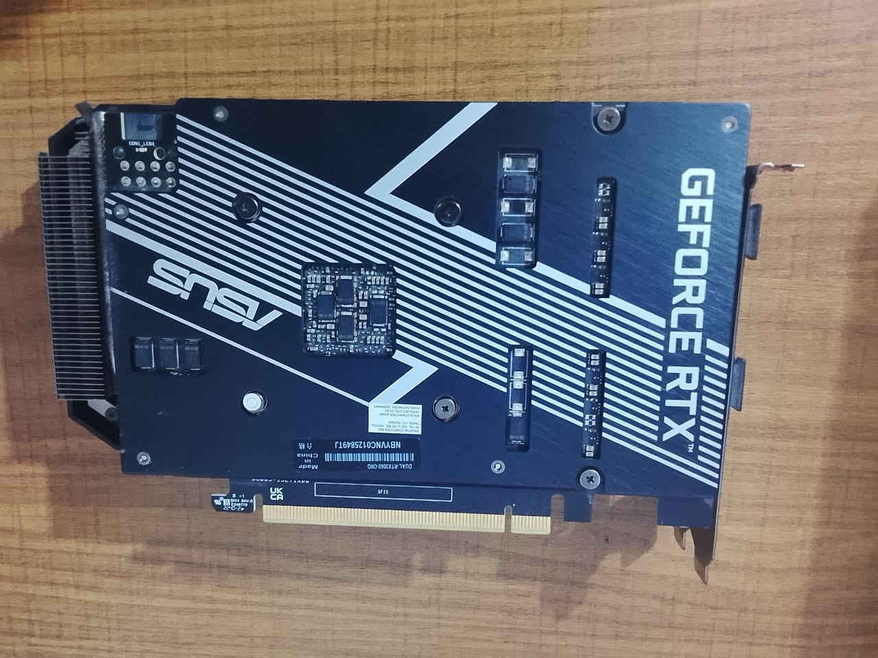 RTX 3060   8 giga    ب300 الف مستعمل قليل


**إذا كنت صاحب هذا الإعلان وتريد حذفه لأي سبب، رجاءا أرسل رسالة إلى الدعم الفني**