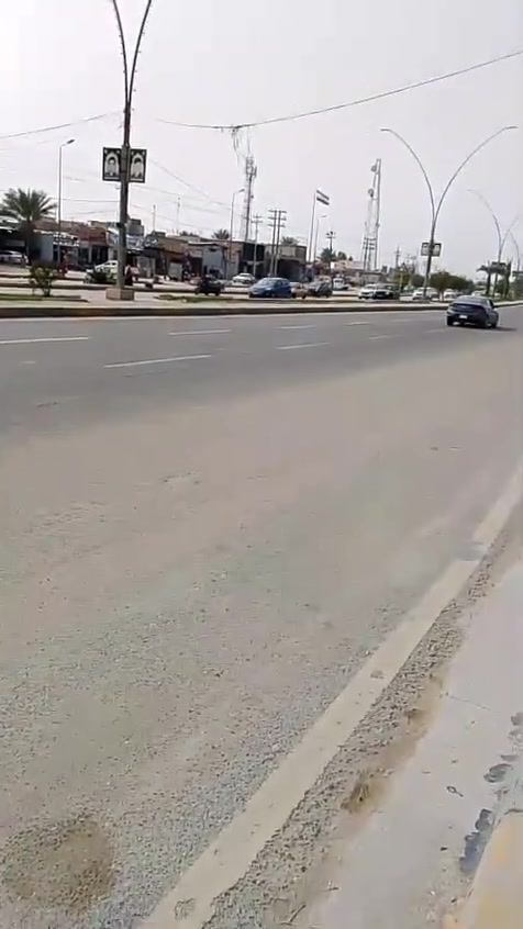قطعه للبيع بمساحة 230 متر سند 25 اقرار محكمه واجه 9 ونص وباقي نزال العنوان طريق كربلاء بابل قرب جامعة كربلاء فريحه عمود 124 تبعد عن شارع الزوار 250 متر وعن مركز المدينة 4 كيلو توجد كافة الخدمات السعر67 مليون للأستفسار *********** / ***********
