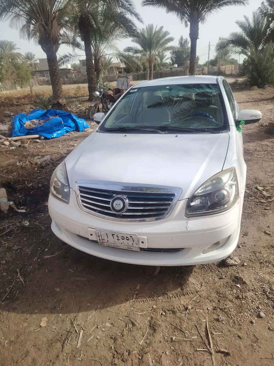 سلام عليكم سياره البيع جديده وحلوه كلش السعر ٥٥ التصال ***********
