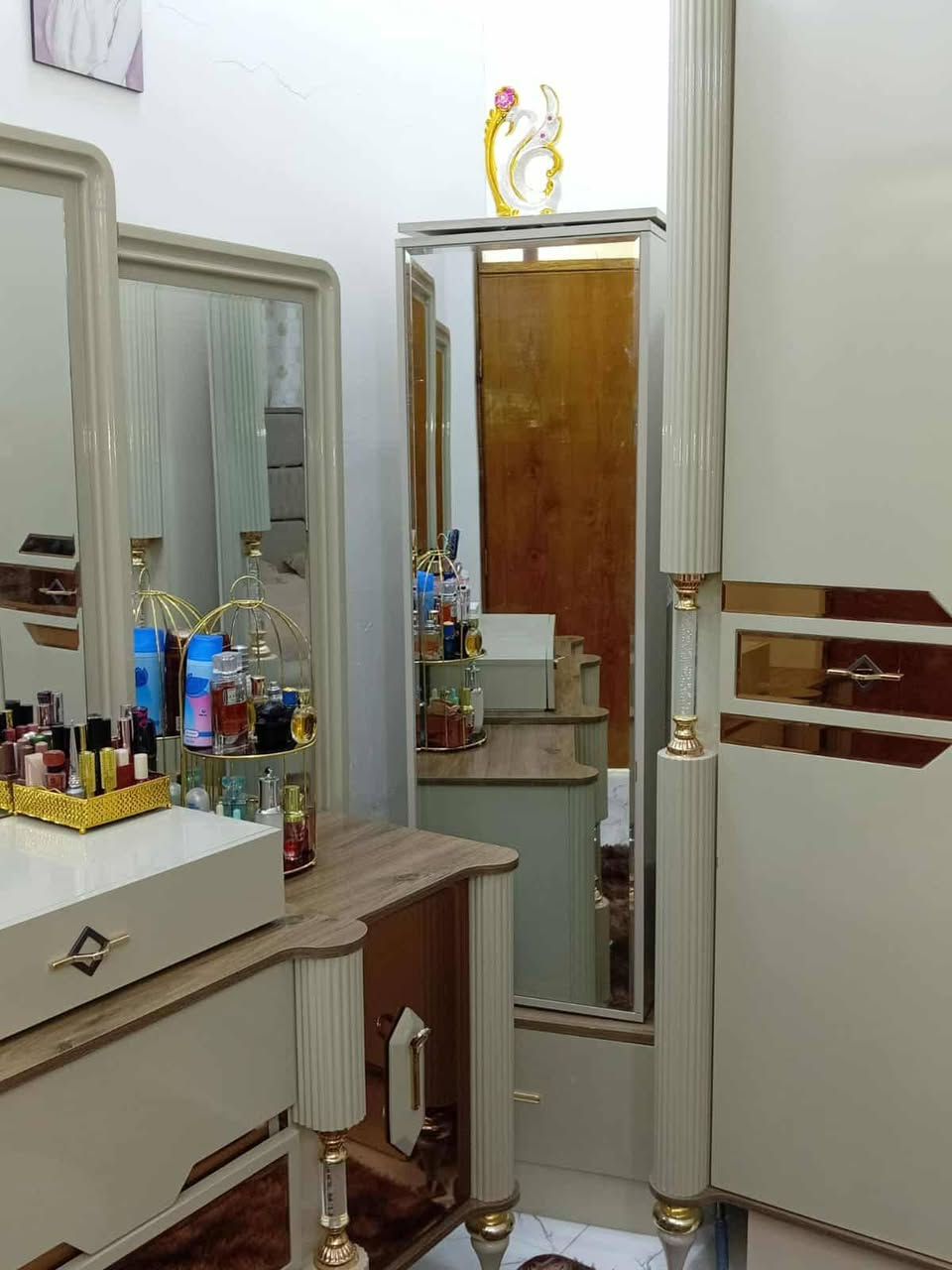 غرفه تركيه نضافه 90%ستعمال قليل السعر خاص


**إذا كنت صاحب هذا الإعلان وتريد حذفه لأي سبب، رجاءا أرسل رسالة إلى الدعم الفني**