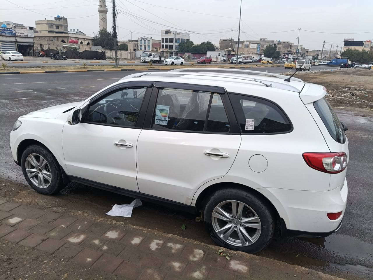 السلام عليكم سياره سنتافيا للبيع فقط 2011 محرك سته سونار موجود السعر 142 مكان السياره بغداد باسمي رقم جديد وهزه جديده الشراي يخابر ***********
