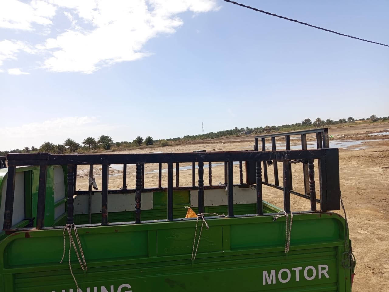 سلام عليكم محجر البيع 100وبي مكان الحر  ***********
