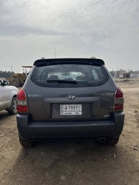 توسان ٢٠٠٩ • دفع رباعي • محرك ٢٠٠٠