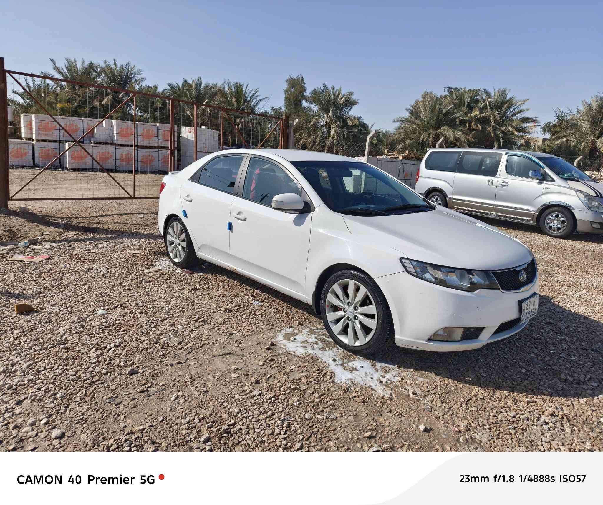 السلام عليكم
سيراتو موديل ٢٠١١خليجي داخل ماروني السيارة  جاهزة من كلشي تخم تاير صارله ٢٠ يوم من مشدود  بيهة بارد بالجاملغ الايمن الخلفي و السونار منزل بالمنشور  السعر ١٠٧ وبيهة مجال المكان نجف الرقم ***********
