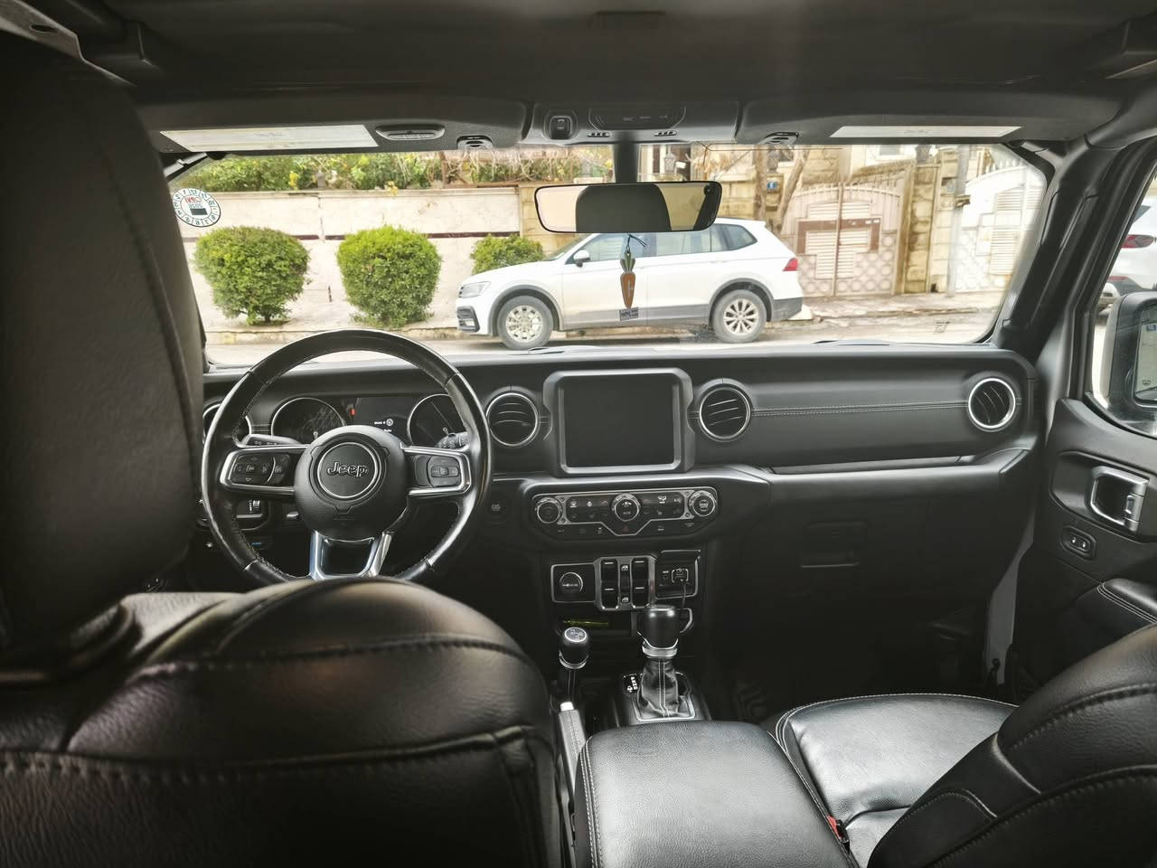 جيب رانگلەر سەهارا ٢٠٢٣ plug-in hybrid
٣٨٠٠٠ مایل

كلين تايتل ئێرباگ نەتەقیوە

ژمارە هەولێر 
٣٣٠٠٠$

***********

جیب رانكلر سحارى plug-in hybrid

ماشية ٣٨٠٠٠مایل

کلين تايتل الأيرباكات سليمة

رقم اربيل
السعر: ٣٣٠ ورقة 
***********
