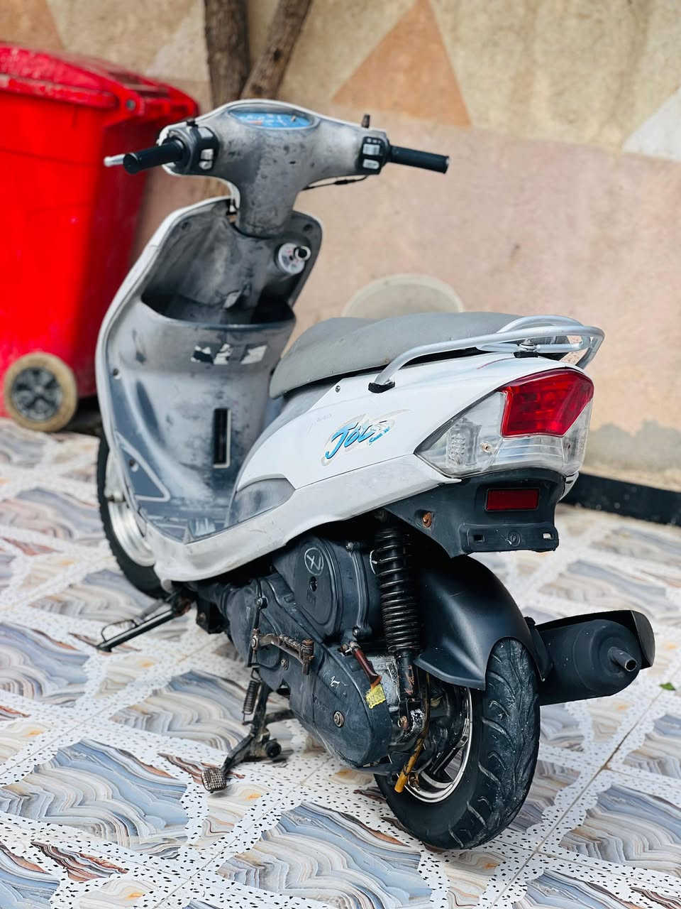 سلام عليكم ماكس قجمه كفاله عامه برغي مامفتوح بيه. وكله ختم واحد وي المكينه.

دراجه كفاله شلعه تاكل لكاع موجود لمدكر اجدام 
سعر ٧٥٠ وبيه مجال توااصل. ***********
