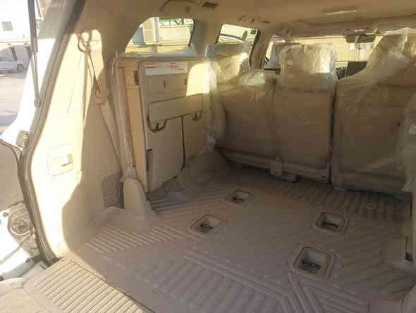 تويوتا لاندكروزر ساز موديل 2019 GXR
سونارها موجود بالصور 
مرقم بغداد 
السعر 50000 $

السيارة موجودة بالكوت
للاستفسار 
مهندس سلام 
***********
***********
