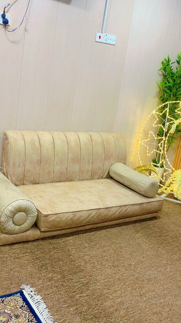 ديوان البيع كويتي  السعر 300وبي شويه


**إذا كنت صاحب هذا الإعلان وتريد حذفه لأي سبب، رجاءا أرسل رسالة إلى الدعم الفني**