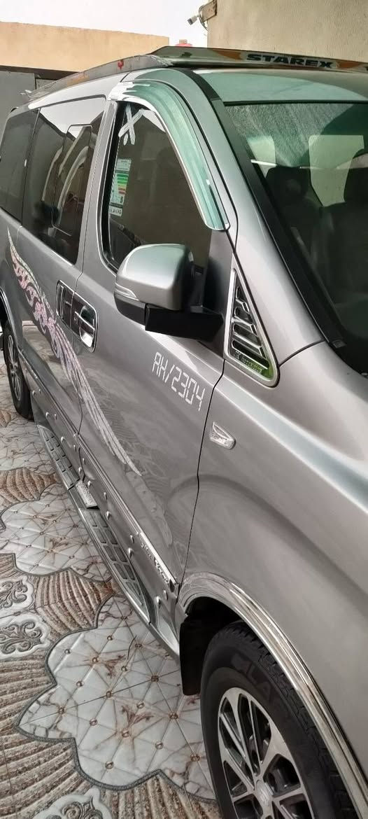 السلام عليكم. استاركس فان للبيع مديل 2021 اصل رقم اربيل
السياره كفاله عامه بس قطعتين صبغ من كوريا بدون حادث

مكينه دبلو كفاله

كير اوتماتيك كفاله

شاشه اجبيره 

تبريد ثلج

مرايه شفط 

اشاير بلمري

تاير جديد 

ويل كب جديد

درع امامي

درع خلفي

لايت زنون 

السعر 300 وبيها مجال

العنوان البصرة 

للاستفسار الاتصال ***********
