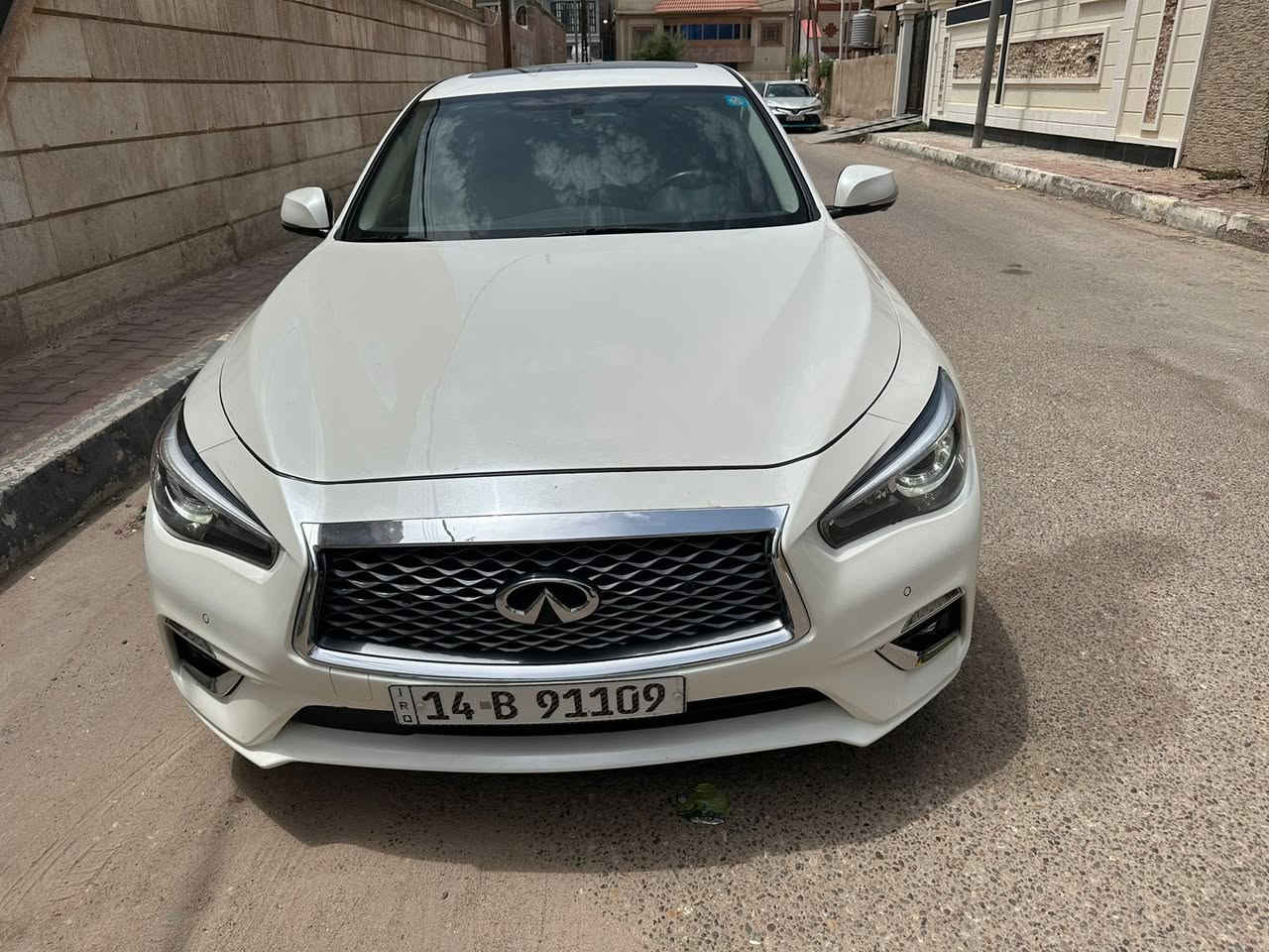 سلام عليكم
انفنتي Q50 توين تيربو للبيع 

الموديل 2023 وارد امريكي

الممشى 57 كيلو متر الف سيارة بعدهي جديدة

6 سلندر ، المحرك 3000 توين تيربو 

المقاعد جلد ، كراسي تدفئة 

نافذة كهربائي،  وسادات هوائية

اثنين شاشة 

مفتاح ذكي ، حساسات امامي خلفي 

كاميرا ٣٦٠ 

فتحة سقف 

كار بلاي (CarPlay)

رادارات ، ذاكرة المقعد 

عداد السرعة إلكتروني ، تحديد سرعة

شاحن لاسلكي 

حساسات ٣٦٠ 

سعرها 175 ورقه وبيها مجال

مكان السياره بصره 

 واتساب ***********

*********** الاتصال

