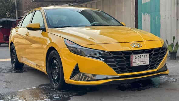 الانترا موديل 2021
فئه لمتد فول 1/1 للاخير 
ماشية 60  الف ميل 
حادث موضح بل صور تبديل دعاميه وبيها سونار قبل الصبغ الاصفر 
صدر موبس+ تخم تاير جديد 
كير +محرك+تبريد بلادي
داخل السياره ملكي ابيض 
بسمي تحويل ثاني يوم 
السعر 164 ورقه 
السياره بصمتين بيها
رقم الهاتف ***********
