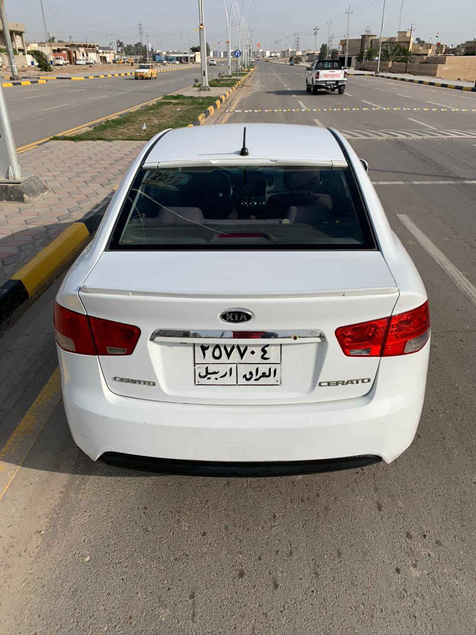 سلام عليكم سيراتو موديل 2012 رقم أربيل تحويل مباشر أو وكاله بيه قطعتين ونص صبغ فقط السعر 88 بيع مستعجل مكان واسط العزيزيه
***********
