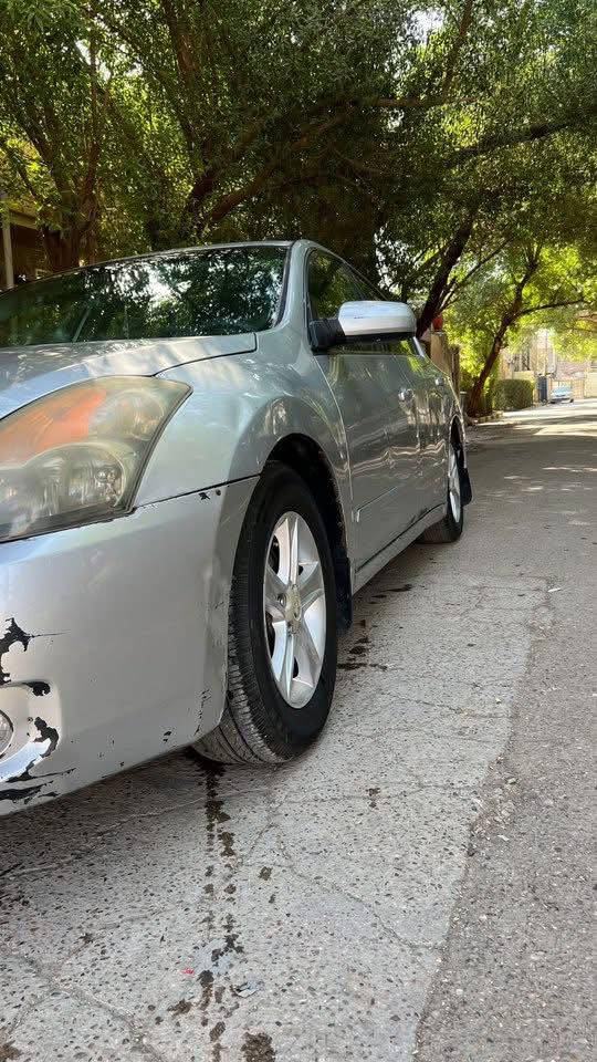 سلام عليكم 
نيسان التيما 2008
محور كامري ابو جف 2000
تبريد شغال 
سنويه لسنة 2026
مصبوغه عام 
كهربائيات شغاله 
محرك وكير نضيف  لاتنقيص ولا تبخير 
تخم تاير 
باتري جديد 
دواخل نضيفه 
سياره جاهزه من كلشي 
صدر جديد 
سعر 55 بيع او مراوس 
مكاني بغداد
***********
