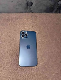 ايفون 12 بروماكس شرق اوسط مبدل بطاريه السعر 300 الف تواصل على الرقم وا...