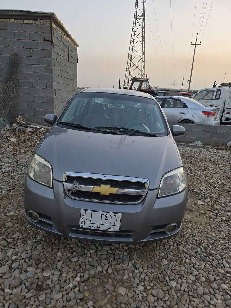 سلام عليكم افيو كير عادي  للبيع 2007 رقم ديالى مشروع وطني بسمي ..محرك مكفول ..تبريد ثلج ..حادثه خفيف جاملع خلف السايق ..سيارة معمرة على يدي ..مصبوغه حزام ...منضومه زنون كلش حلوه بيه .. صدر امامي خلفي جديد . سعرة ٥٠ وبيه مجال عنواني واسط قضاء الزبيديه..***********
