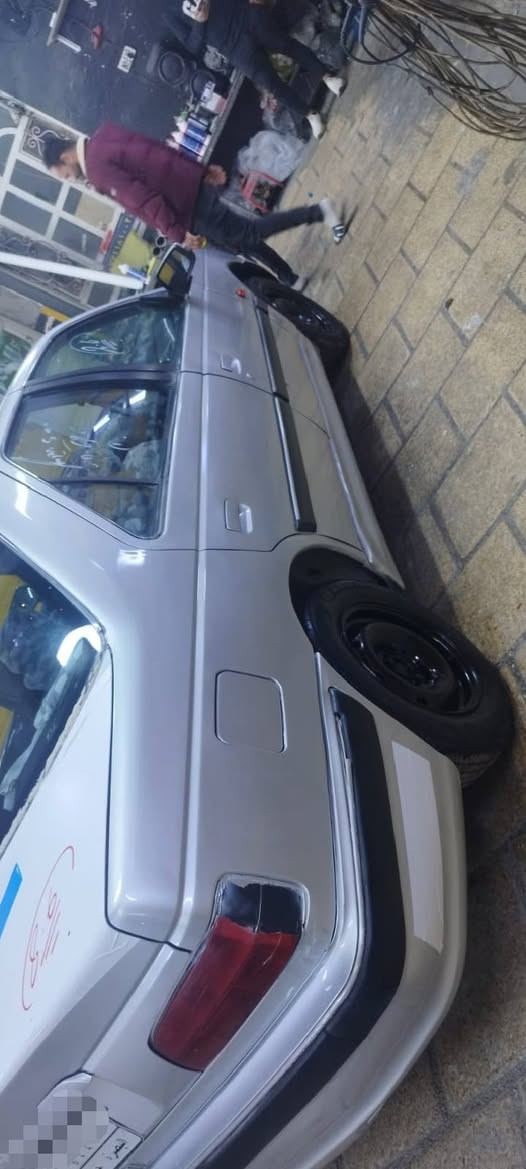 السلام عليكم بيجو بارص موديل 12 رقم بصره مداور ثاني يوم مالكه نجف مشروع وطني سنويه 28گيرمكينه حداديه تخم تاير تبريد مايشتغل جاهزه سياره بيه ضربه چاملغ امامي فقط باقي مكفول من ضربه وخياس سياره مصبوغه حزام اثر جراد سعر 29 بيه شي قليل مكان سياره النجف ***********
