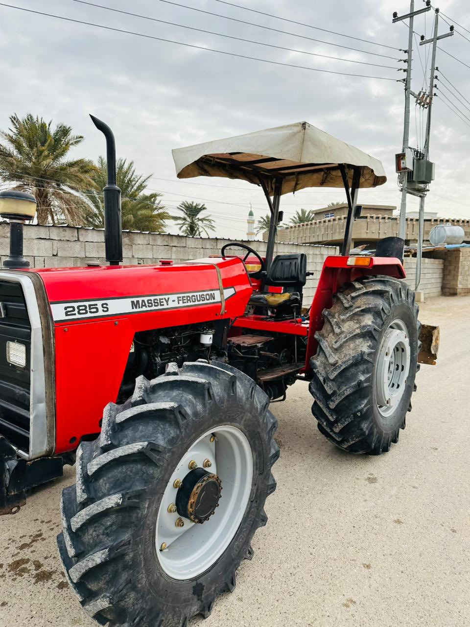 تنكتر تركي ٢٠٠١ رقم نينوى، محوره دبل
مكفوله من كلشي جاهزه كير محرك أكسن صدر كهربائيات كامله، مابيها اي نقص مكينه نضيفه ونشطه حيل، مكان الانبار 

سعره ١٩ مليون قفل

رجاءً المو شراي لا يتصل 

واتساب بي ***********
