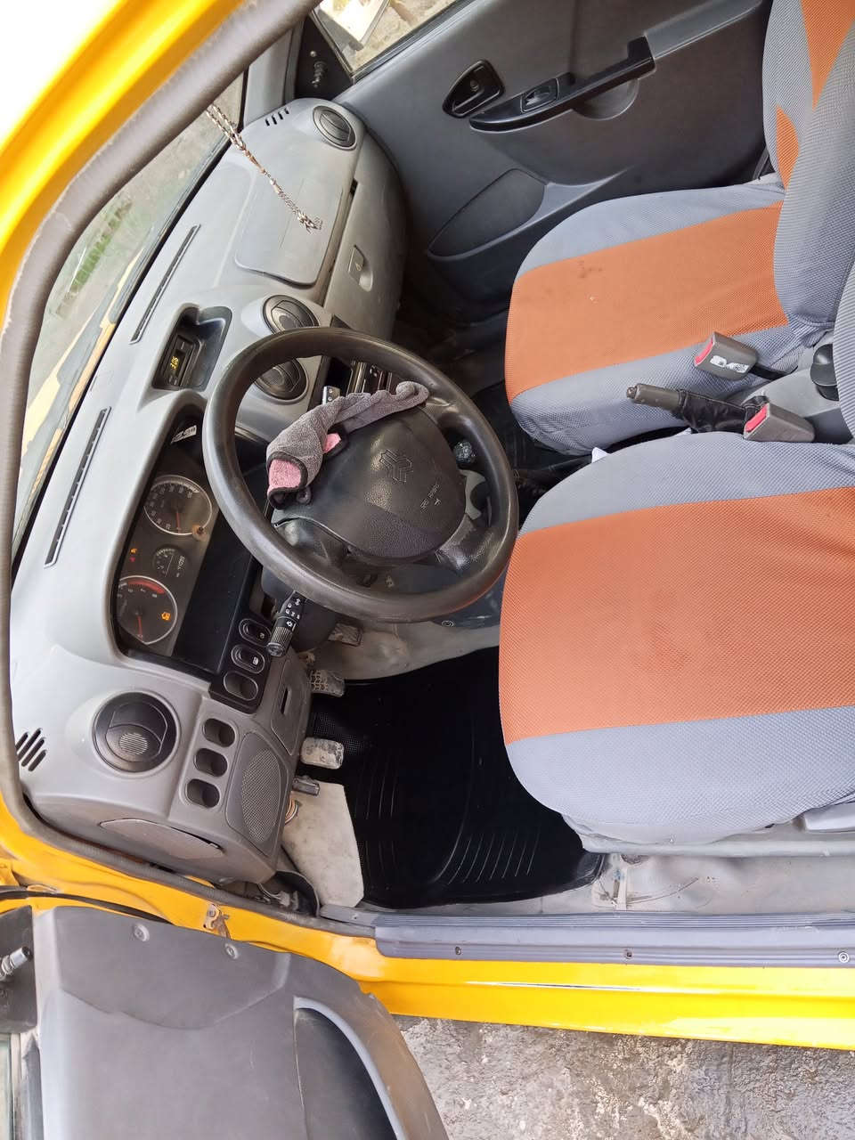 السلام عليكم
سايبا مديل 18للبيع
كيرهة خير من الله 
مكينه بيهه تبخير قليل
سياره خير من الله ماتوكفك 
 بيهة حادث جاملغ الأيمن مبدل ومصبوغ بيهة قطع صبغ ابيعلك حزام السياره معروضه ب40 مو شراي ومعجبك المنشور عبره ترهم مراوس مكاني بغداد الزعفرانيه تحويل ثاني يوم 
رقمي ***********
