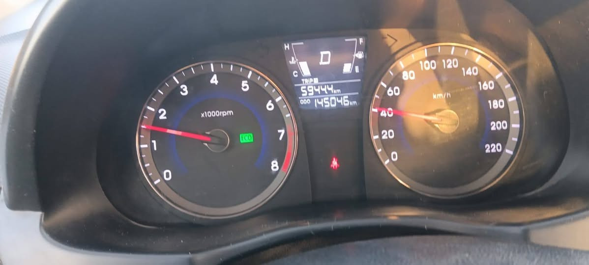 اكسنت 2017 اتوماتيك خليجي 
محرك دوش وغير مفتوح
( ترهم اقساط ومراوسه حسب الاتفاق)
كير ومحرك وتبريد بشرط
145046 كم قابل للزيادة وبيها ايكو
بيها قطعتين صبغ بدون دواخل
وبيها حالوب بالسقف
رقم وسنويه وهزه جدد إلي 2031
وكاله وتحويل ثاني يوم
سعرها 82 $ ومجال عنوان بردرش 
*********** -- *********** زاخو, دهوك
