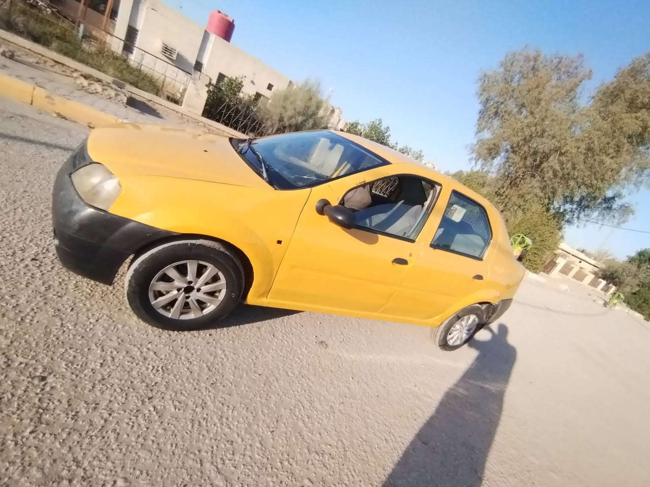 السلام عليكم رمضان كريم وافطار شهي يارب 🤲...... رينو لوكان موديل 2009السياره جاهزه كير مكينه شرط گشرتها نظيف كهربائيات جاهزة حدادية زينه سنويه ل 2029 السياره جاهزه من كلشي مداور ثاني يوم رقم مثنى مكان ناحية السوير قرب مركز الشرطة 
السعر 28وبيه مجال للطيبين

للتواصل :***********
