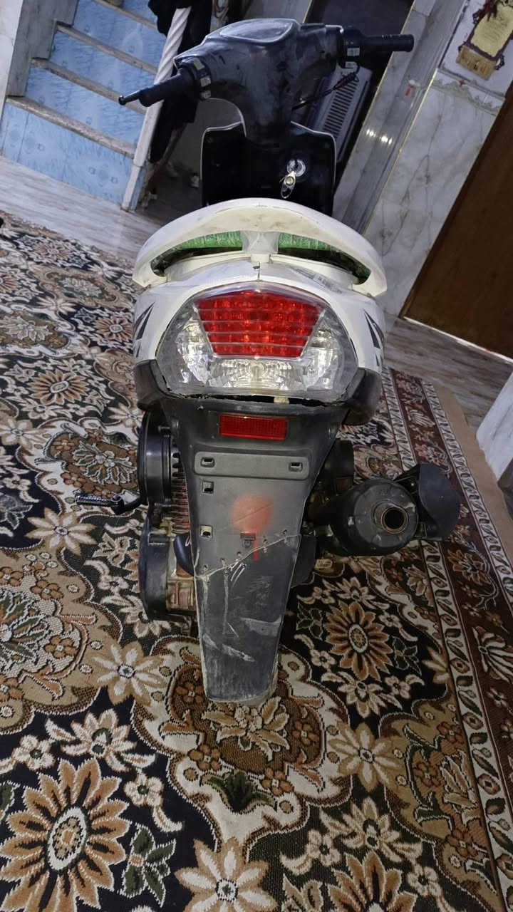 ماكس عدله
أوراق أصوليه وكيله بشارع بغداد

بوشه55

كفرات مختم

سلف شغال
مكينه خرسه

معدل120

صالنصهFM

ألسعر 500وبيه مجال

للأستفسار ***********
