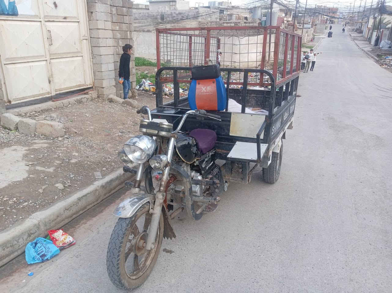 السلام عليكم ستوته للبيع محرك 24 مو مفتوح
***********
