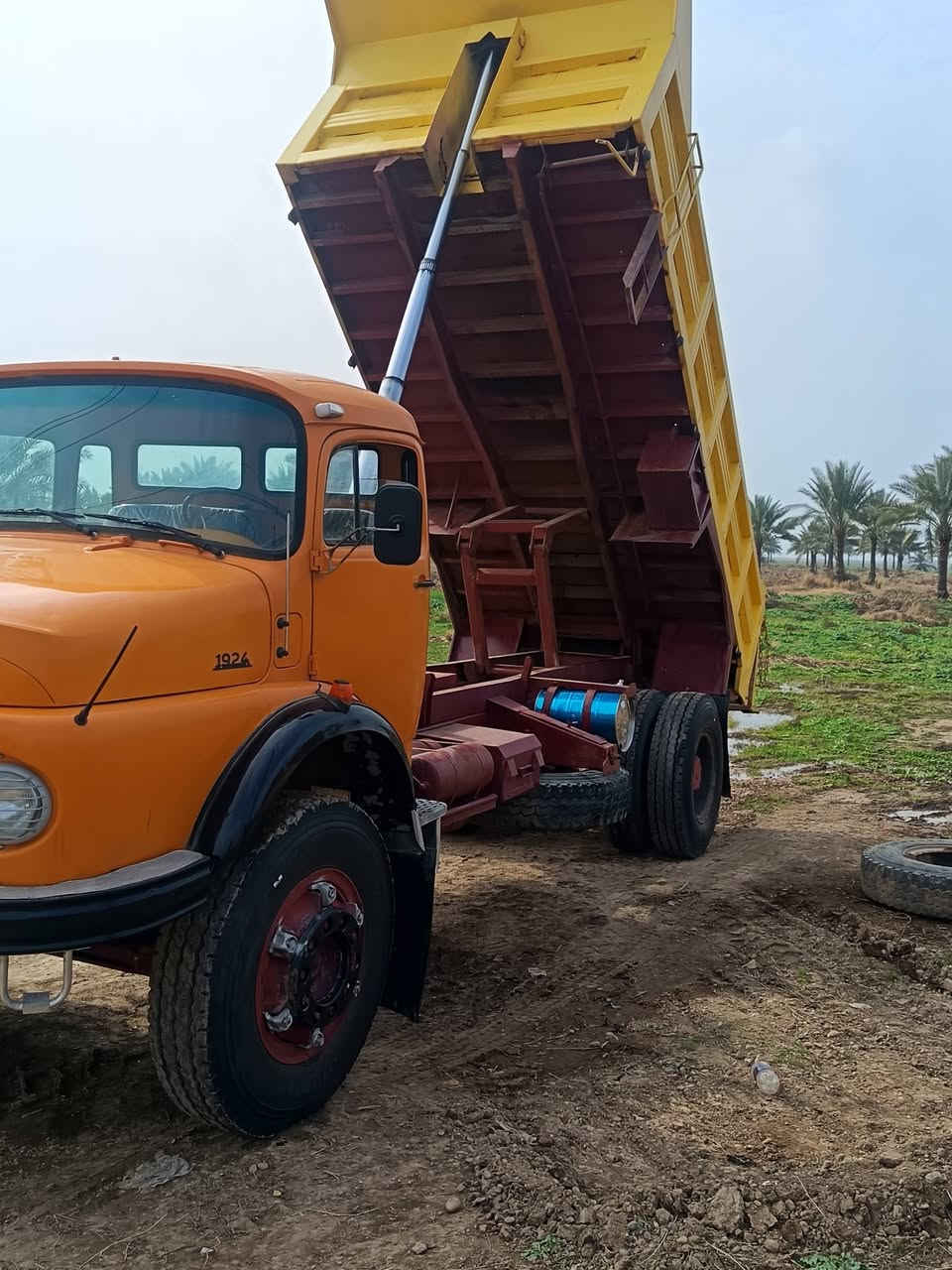 السلام عليكم البيع قجمه موديل ٨١ طويله مكفوله كير محرك تايرات بدي جديد رقمه مثنى اصفر الستفسار ***********
