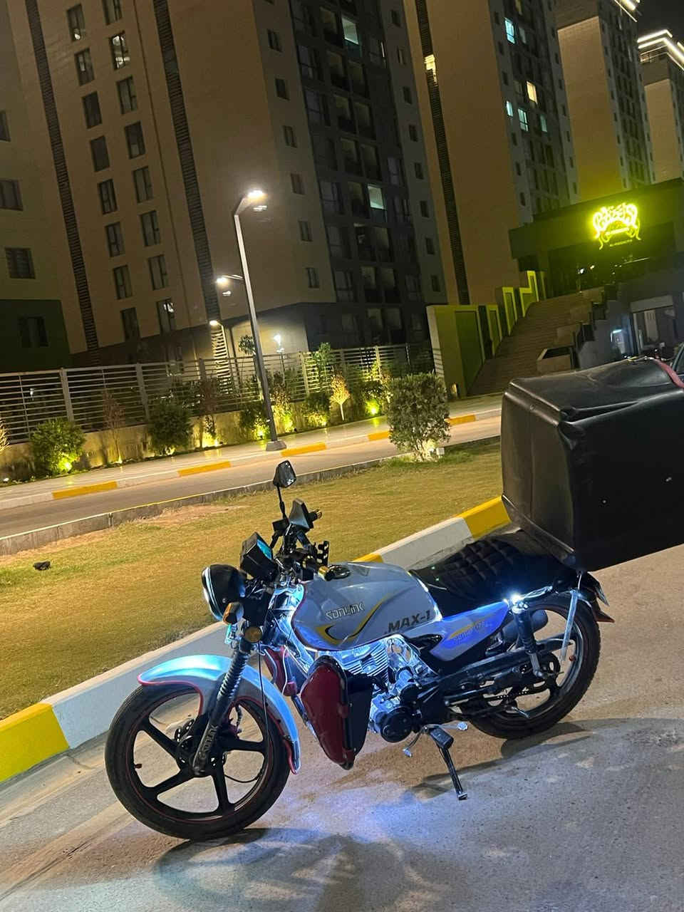 سلام عليكم دراجه سونك ماكس موديل24 دراجه نضيفه ومامفتوحه تجي وتشوف بعينك مكاني حي الجهاد سعره650وبيها مجال متوازي ع بيعته
***********
سلام عليكم دراجه سونك ماكس موديل24 دراجه نضيفه ومامفتوحه تجي وتشوف بعينك مكاني حي الجهاد سعره650وبيها مجال متوازي ع بيعته
