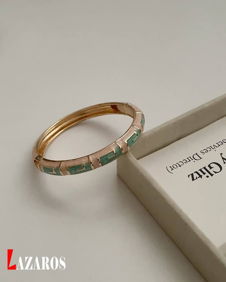 #كوني_فريدة_مع_اكسسوارات_جولدي
متابعة للصفحة ليصلكم كل ما هو جديد و مختلف لدينا
العنوان :بابل المسيب/شارع الاول مجاور معرض اوسكار 
لدينا توصيل لكل انحاء العراق3000

ادخلو للصفحة و اختارو الي يعجبكم و ارسلو من خلال ارسال مسج عبر
الواتساب ( ***********)
