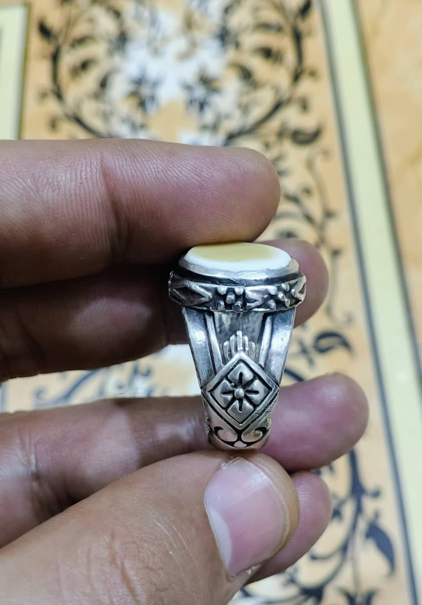 خاتم عطف بحري صياغته يدويه ثقيله


**إذا كنت صاحب هذا الإعلان وتريد حذفه لأي سبب، رجاءا أرسل رسالة إلى الدعم الفني**