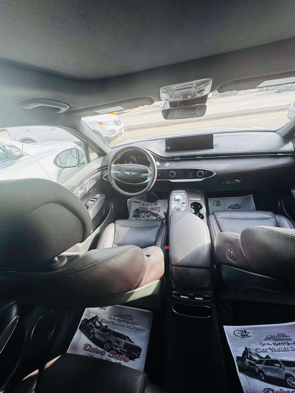 السلام عليكم
جنسز زGV70
موديل 23فول مواصفت
وارد امريكي حادث بندي فقط بدون ايرباك 
رادارات كامرات 360 درجه 
مكينه 2500 تيربو 
رقم بغداد بسمي 
السعر 293
رقم مبايل ***********
التواصل واتساب فقط
