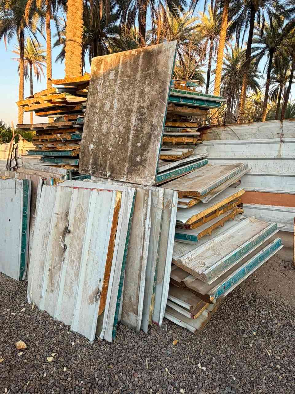 يالله
متوفر  سندويشات مستعملات عدد ١٢٥ قطعه  طول القطعه ١٢٥سنتم وعرض متر مناسبات مكان كربلاء الحسينيه اتصل وبخدمتك ***********
