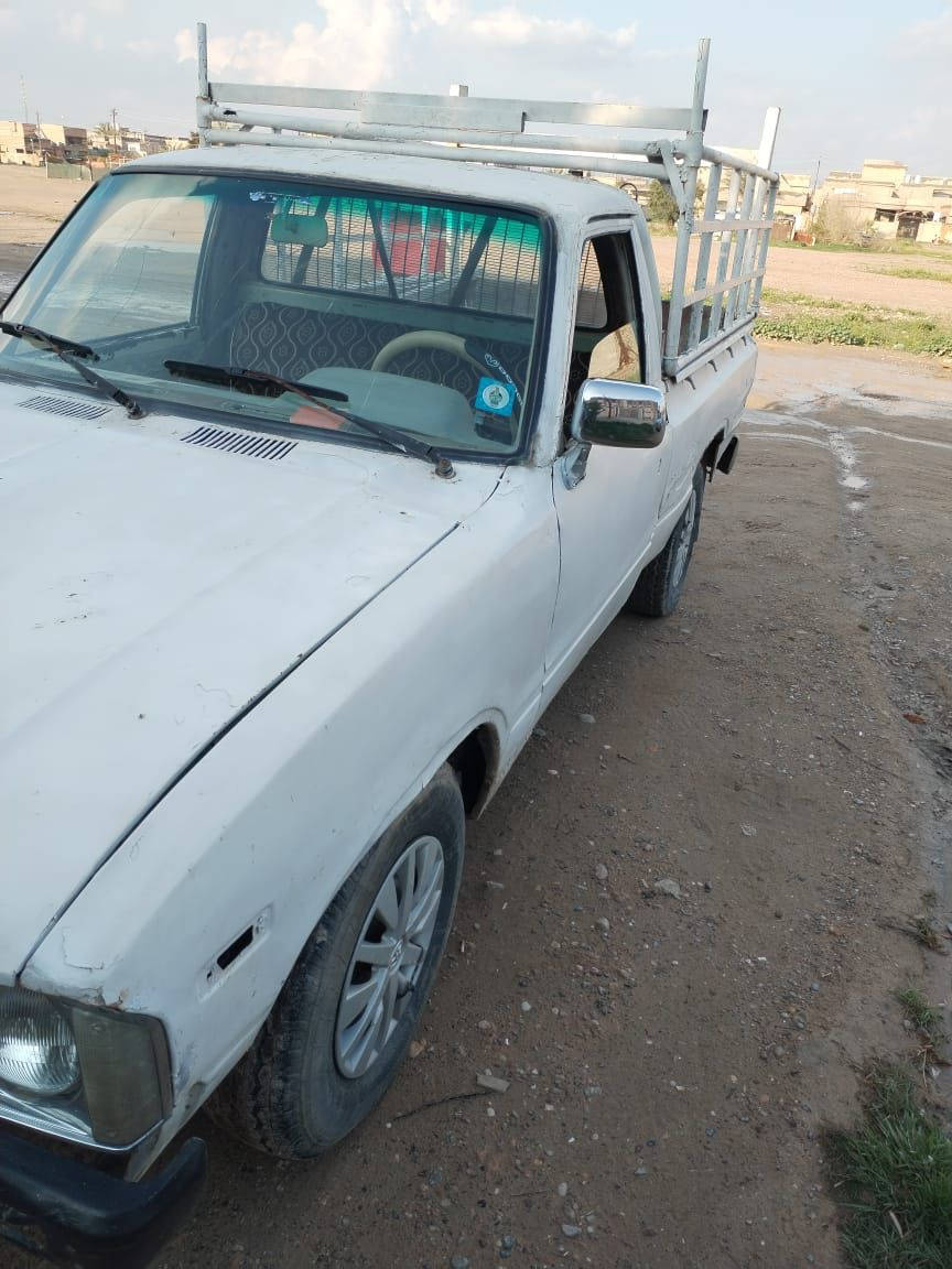 السلام عليكم بك اب هايلوكس 
٨٠ للبيع
تكريت القادسيه  سعر ٢٢  وببها مجال
سنويه ورقم
تحويل شرط للاستفسار الاتصال على الرقم ***********
