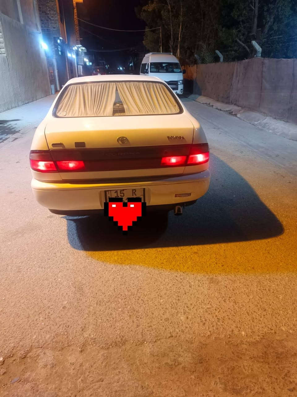 السلام عليكم كرونة موديل ٩٣ جاهزة من كل شي رقم انبار دولي بسمي مداور بالنجف هزة ما ساقطة مكفولة من كص و اصوليات و ضربة قوية مصبوغة عام للجمالية محرك ١٨٠٠ سعرها ٦٠ و بيه مجال للإستفسار الاتصال على الرقم (***********) غير متواجد عالفيس
