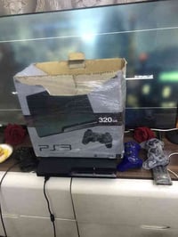 وملحقاته كامله جوستك 3 وياه وجاهز يخبل ونضيف وكارتونه وياه موجوده خلي ...