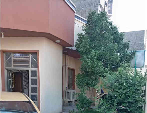 ....بسم الله الرحمن الرحيم....
متوفر بيت طابقين الفلوجه .منطقة ل18
المساحه 250م واجهه 12ونص ونزال 20 وشارع 10 م 
البيت مكون من 4غرف نوم واستقبال ومطبخ وصاله
نافذ من شارع 20 وقريب من شارع 40 الرئيسي
البناء بلوك
طابو صرف 
السعر 135 وقابل للتفاوض
للتواصل والاستفسار اكثر ع الارقام التاليه واتس اب 
***********
***********
كذالك زوروا مكتبنا مكتب الرمال للعقار .الفلوجه .شارع 60 مجمع عقارات الفلوجه
