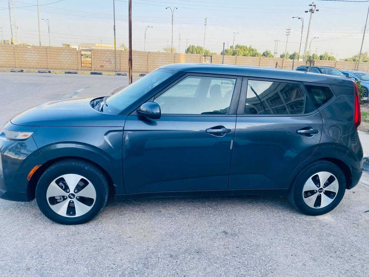 سلام عليكم للبيع صول رقم بابل موديل ٢٠٢٠ محرك ٢٠٠٠ دوش ضررها جاملخ فقط بدون دواخل ماشيه ٥٩ سيارة جاهزه من كلشي السعر ١٢٥ وبيها مجال ***********
