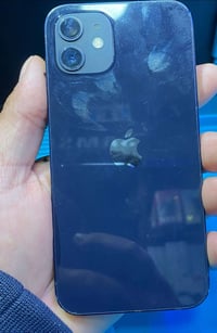 ايفون12عادي مامفتوح ذاكره 128بطاريه 80جهاز كله ع بلادالسعر 250ويرهم مر...