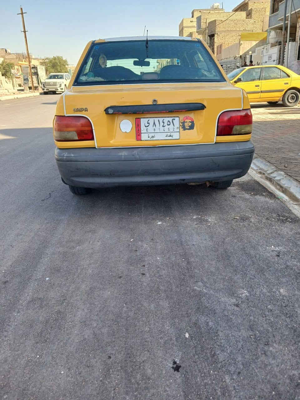 السلام عليكم سايبة مديل١٣
كير ومكينه نظيفات شواصي بلاديات نظيفات كهربائيات شغاله 
صدرها نظيف تحويل مباشر 
سعر ٢٣وبيها مجال 
رقم الموبايل 
***********
