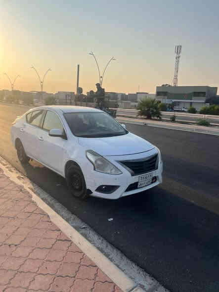 السلام عليكم نيسان سني بيه حالب وبيه بارد السياره كير مكينه حداديه تايرات جدد مديل ٢٠٢٠سعره ٩٠ التليفون***********
