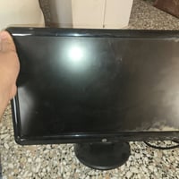 شاشة • مستعملة • توصيل