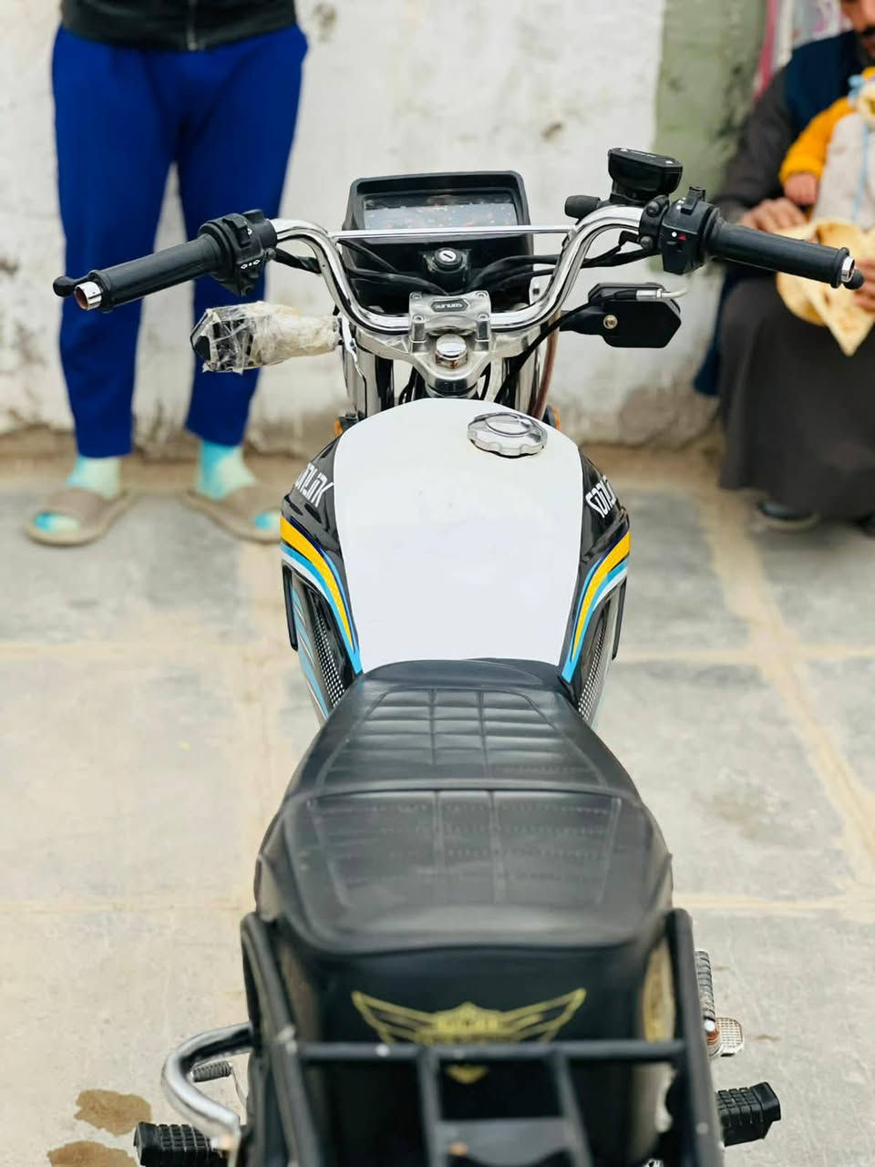 سلام عليكم دراجه تايكر مديل 25 محرك بجيس دراجه خير من الله فقط دشبول نبدل بيه والله الياخذه مخسران. سعر 725 وبيه مجال بصيط بابل ناحيت الشوملي /***********
