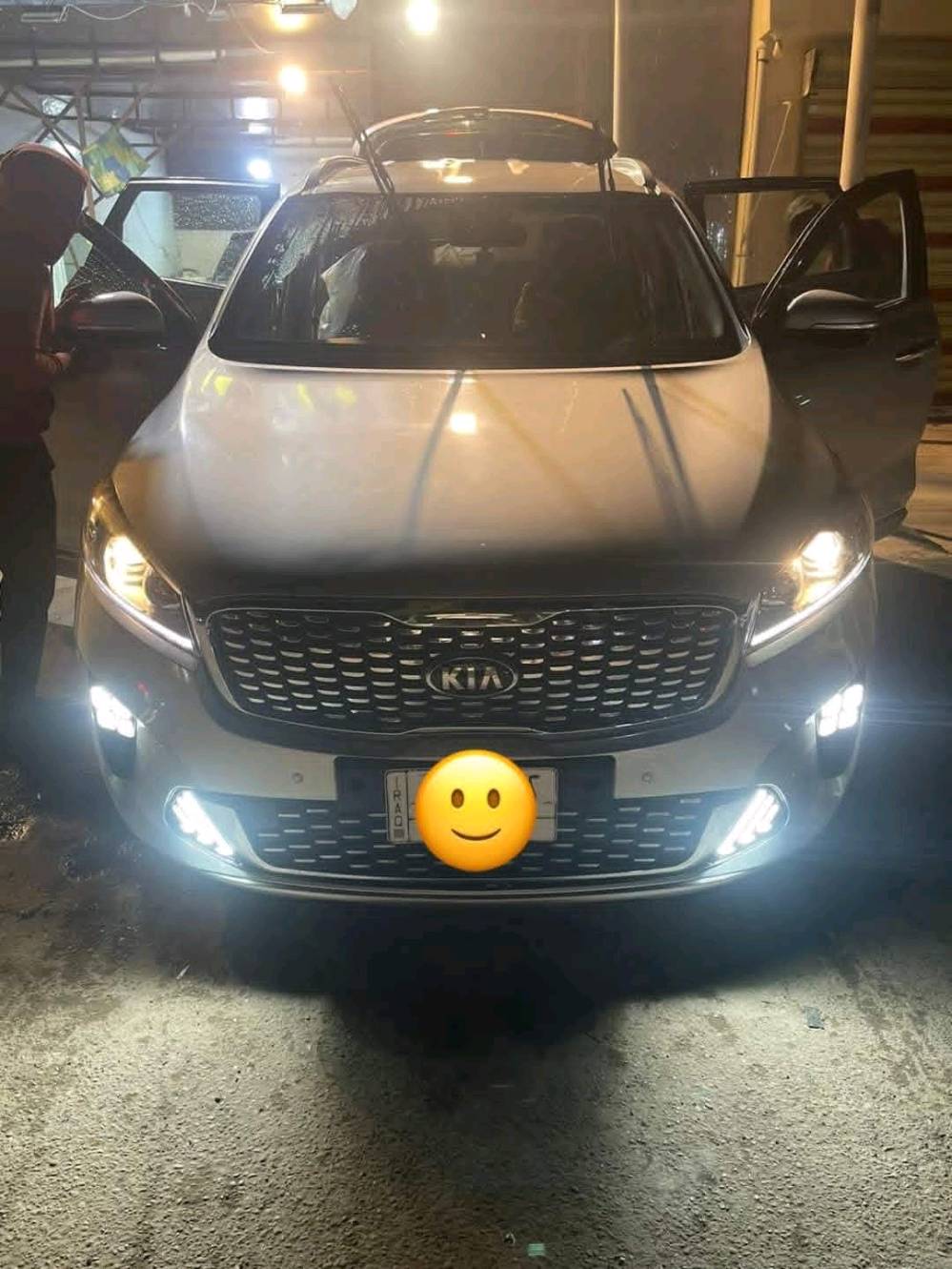2019
صبغ عام رقم بغداد محرك سته سلندر سبعه راكب كير محرك مكفول تبريد شركه تحكم قيادة 
بسمي عنوان بغداد 
***********