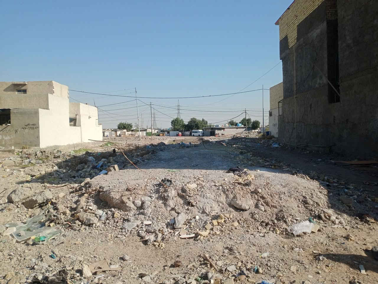 ***********

السلام عليكم ارض زراعيه الدوره الرواد ((الواجه اربعه ونص ونزاله 20) سند ٢٥ قرار قاضي سعره مناسب خابر وتدلل
