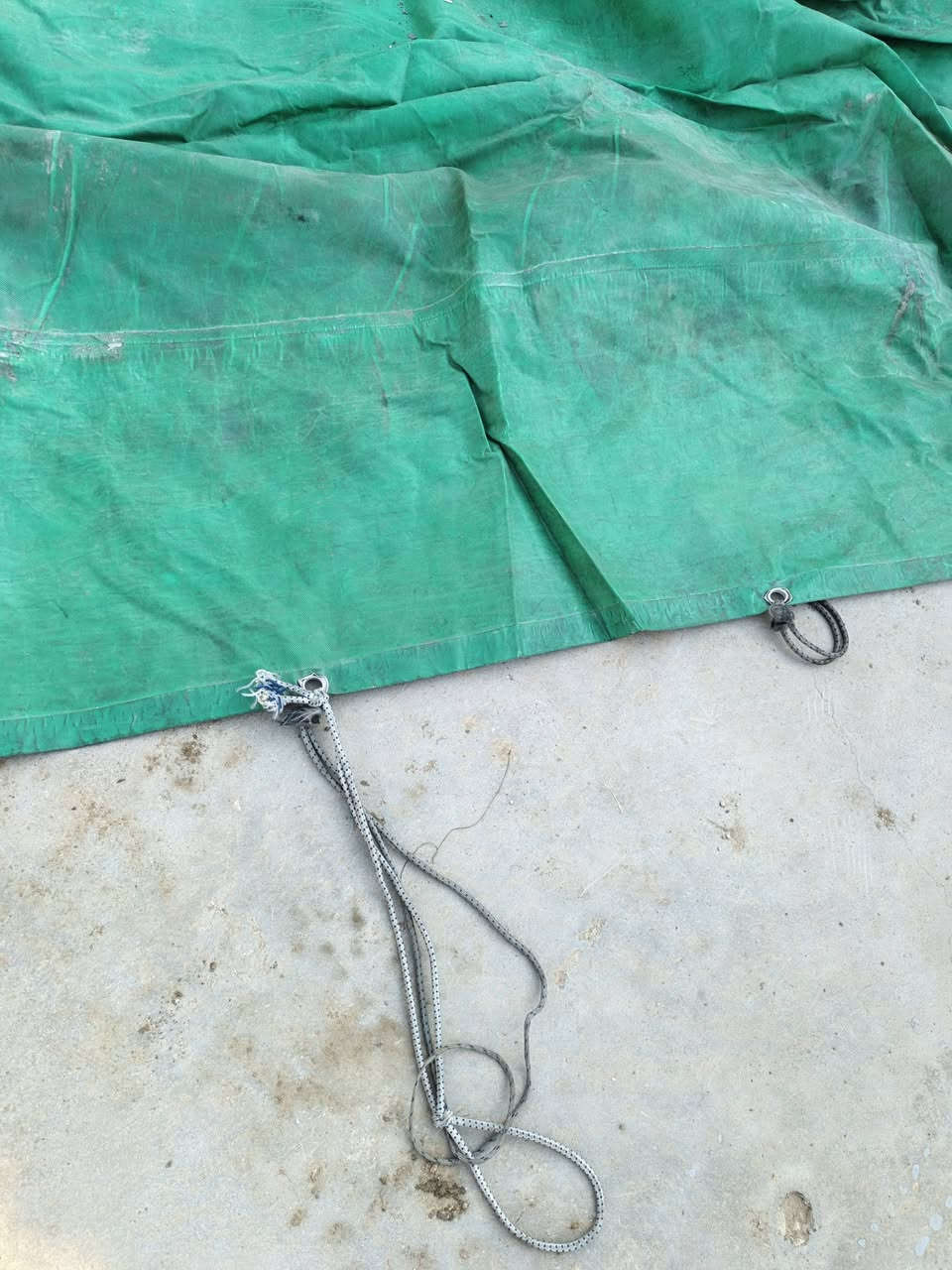 على بركه الله وصول وجبة جديدة چادر وزن ثقيل طول ١٢متر وعرض ٤متر مطري درجة أولى باله نضيف متواجدين شارع المعارض مجمع الاخوين للاطارات الزراعية
فاروق ***********
فاروق ***********
علي نوري  ***********
علي محسن ***********
خصم لاصحاب المواكب الحسينية
